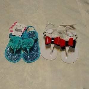 NWT Little Girls Thong Sandals Size 8